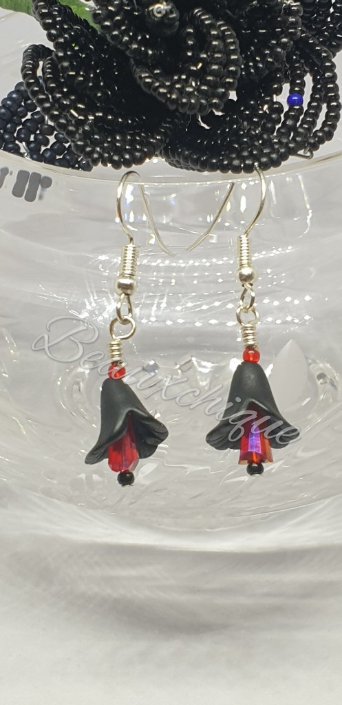 Black and Red Peace Lily Earrings Black and Red Peace Lily Earrings