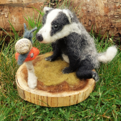 Needle Felt Badger, Needle Felt Animal, Fibre Art, Wildlife Art, Animal Sculpture, Woodland Creature, badger sculpture, ornament,