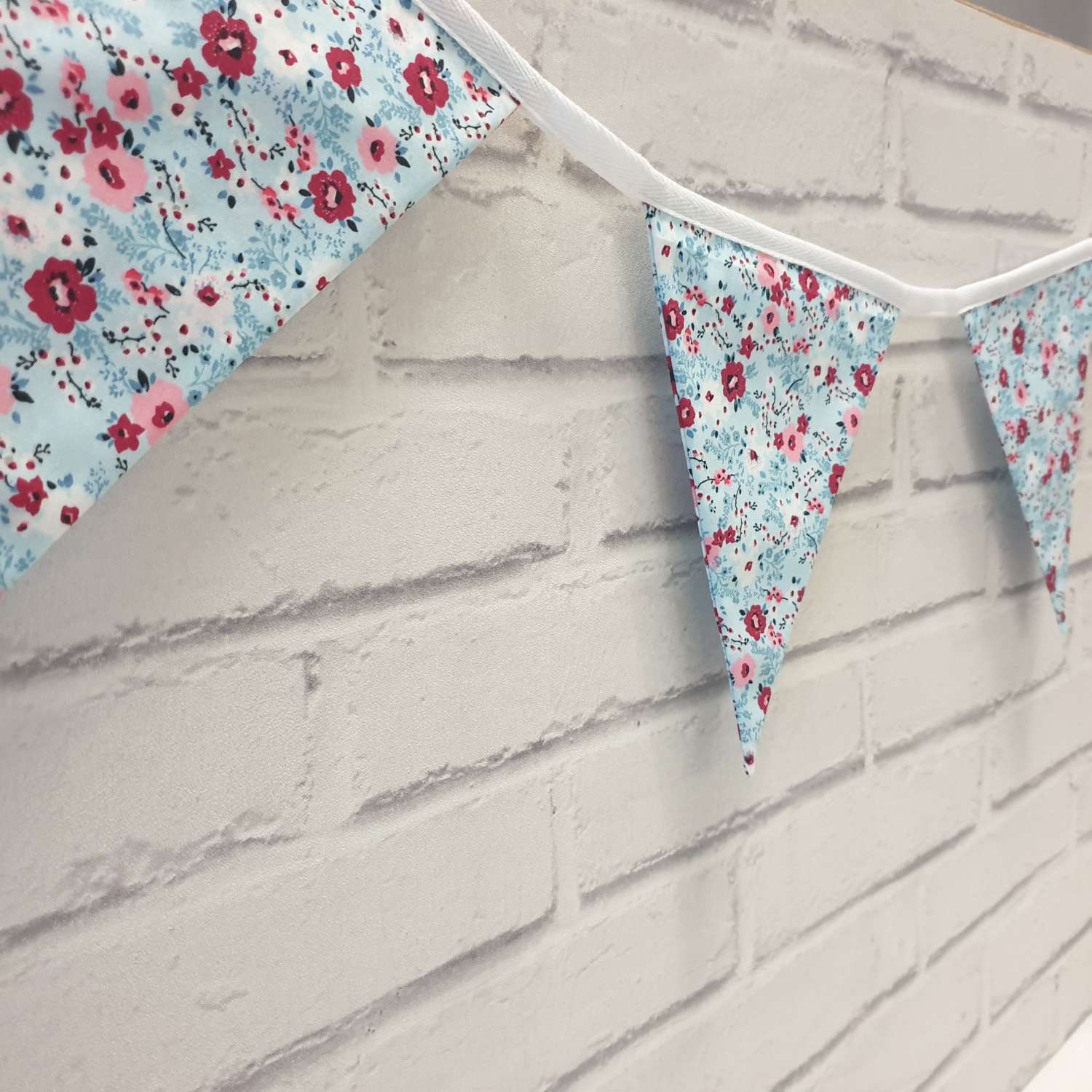 Blue Floral Bunting, 100% cotton, Floral Bunting, Blue Bunting, Garland, Fabric Bunting, 10 double sided flags 2.5m Blue Floral Bunting, 100% cotton, Floral Bunting, Blue Bunting, Garland, Fabric Bunting, 10 double sided flags 2.5m