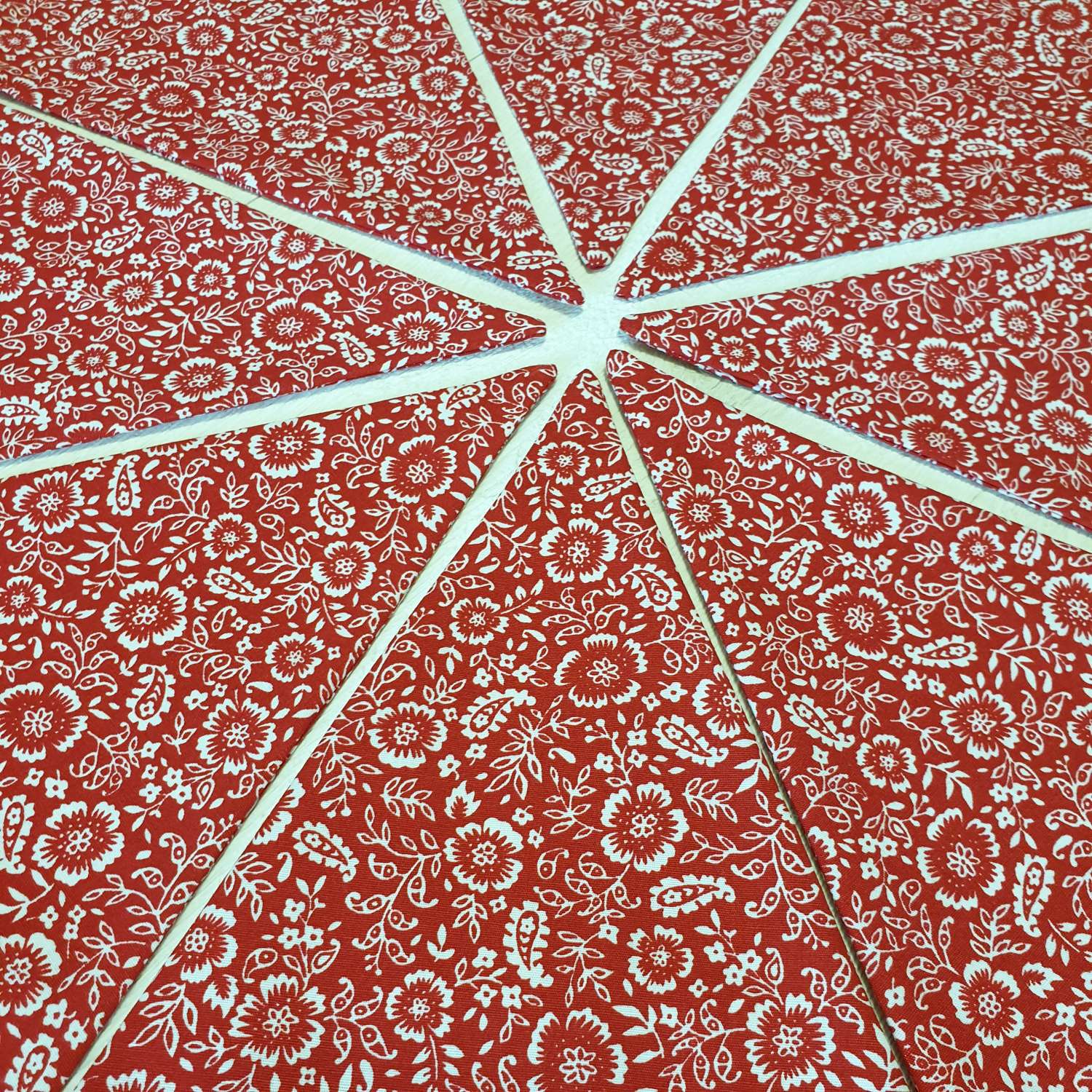 Red & White Floral Bunting, 100% cotton, Floral Bunting, Red Bunting, Garland, Fabric Bunting, 10 double sided flags 2.5m Red & White Floral Bunting, 100% cotton, Floral Bunting, Red Bunting, Garland, Fabric Bunting, 10 double sided flags 2.5m