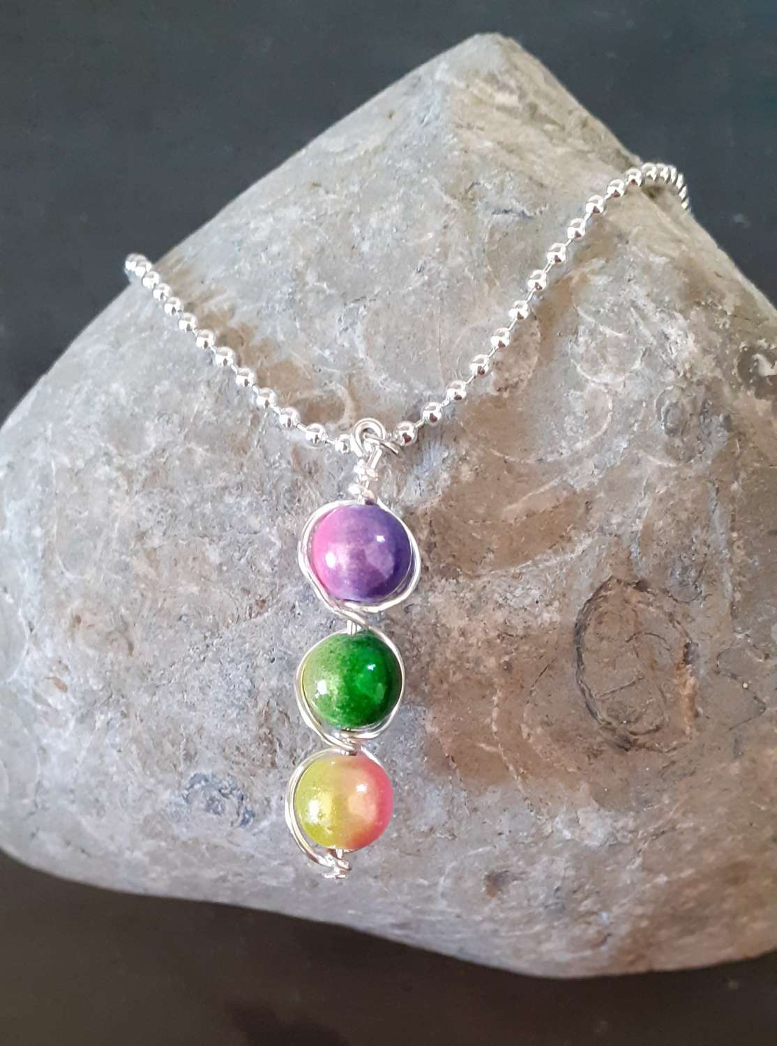Rainbow bead pendant necklace Rainbow bead pendant necklace