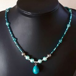 Turquoise mixed bead pendant necklace