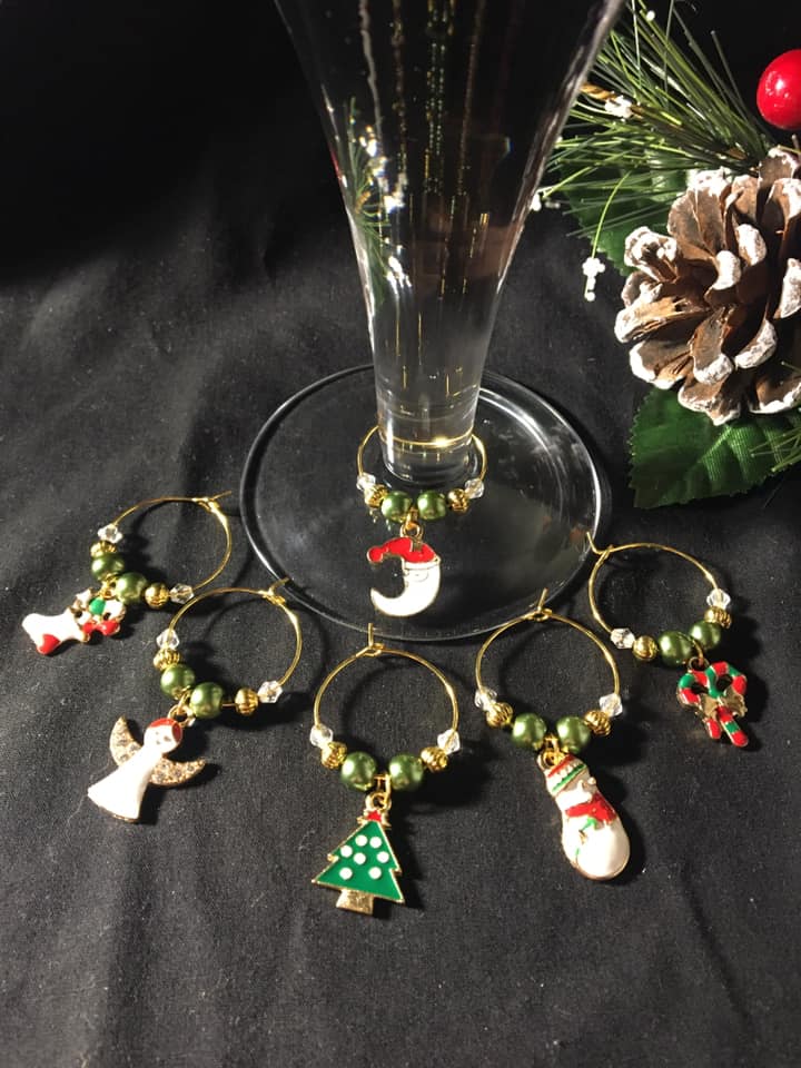 Festive Wine Glass Charms Mixed Gold Coloured set of 6 Festive Wine Glass Charms Mixed Gold Coloured set of 6