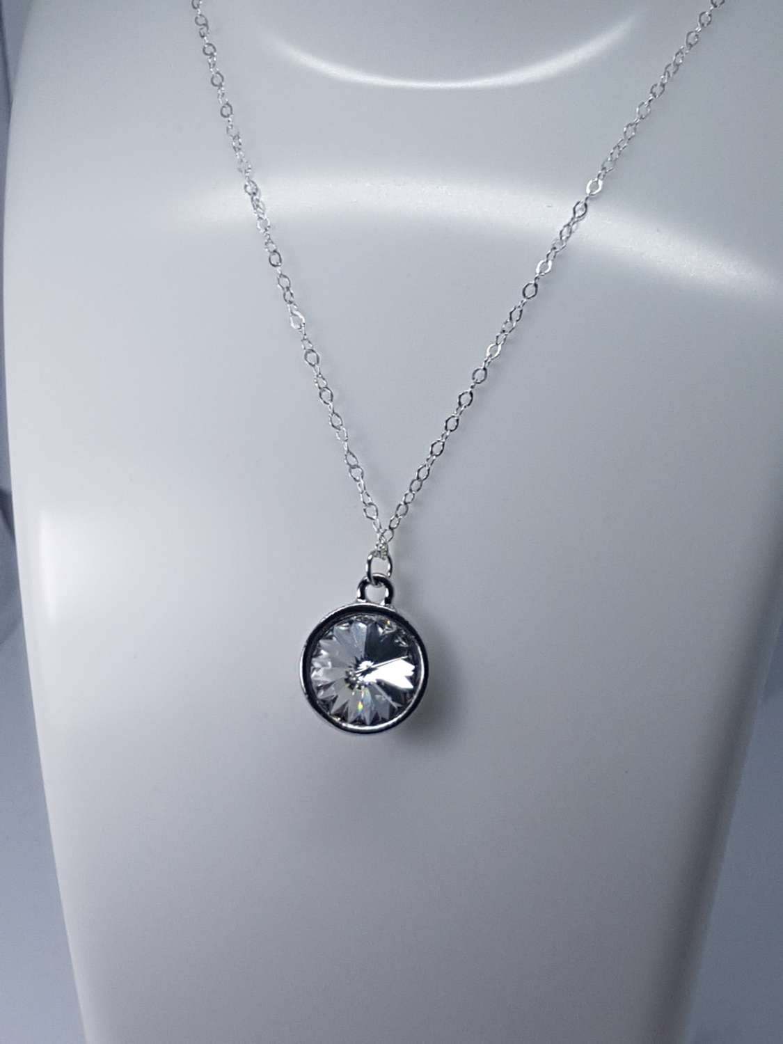 Crystal round stone rivoli sterling silver necklace Crystal round stone rivoli sterling silver necklace