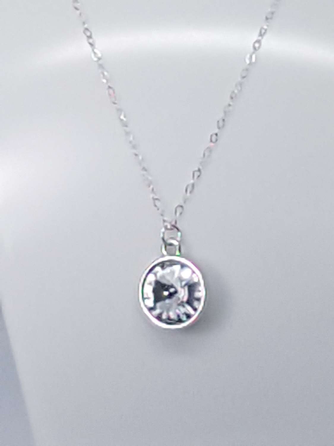 Crystal round stone rivoli sterling silver necklace Crystal round stone rivoli sterling silver necklace