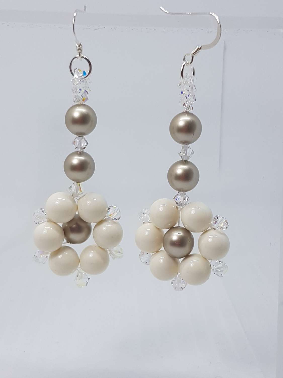 20180312_200245 Swarovski Crystal Pearl Flower Jewellery Set – Necklace, Bracelet & Earrings 18