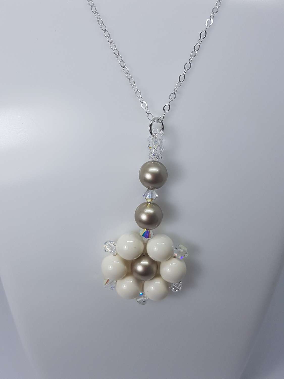 20180312_204027 Swarovski Crystal Pearl Flower Jewellery Set – Necklace, Bracelet & Earrings 4