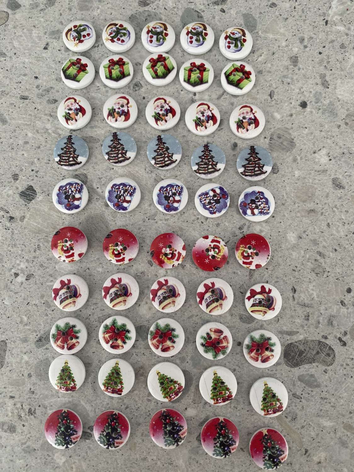 Wooden Christmas Buttons Set of 50 (pic19) MadeMe
