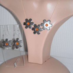 Daisy Necklace & Earring Set