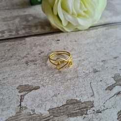 Gold heart ring