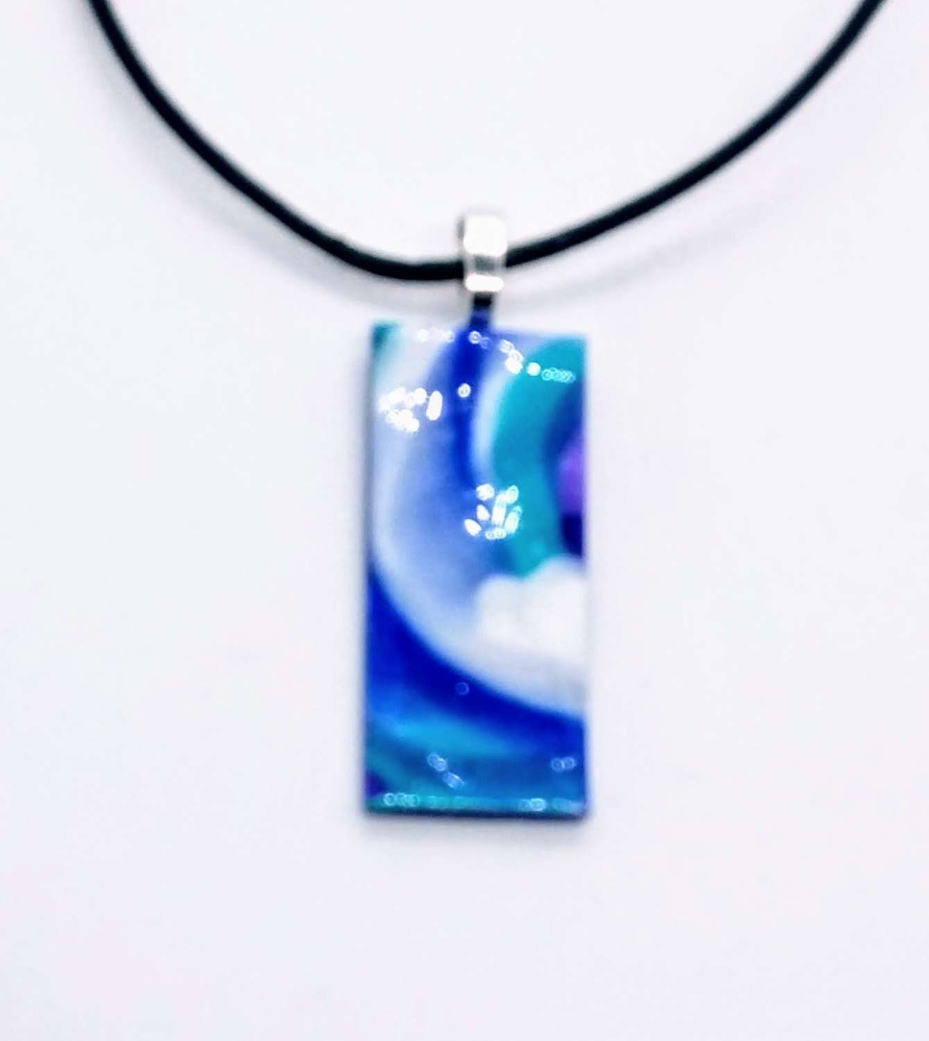 Swirly blue long necklace set in blue, turquoise, blue and white Swirly blue long necklace set in blue, turquoise, blue and white