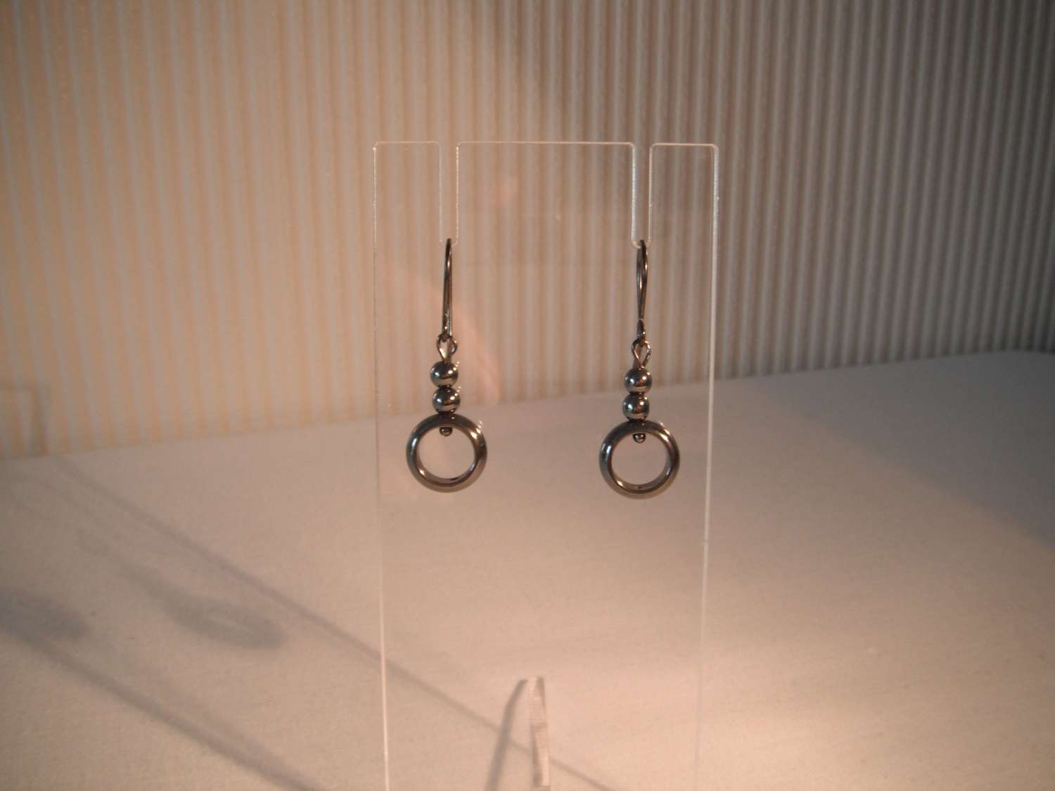 Hematite Hoop Earrings (1) Hematite Hoop Earrings (1)