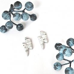Marble black and white lightening bolts