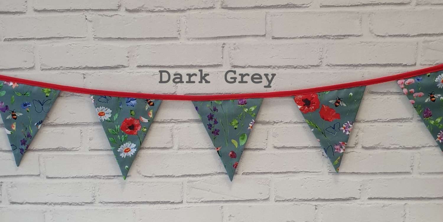 Floral Bunting 100% cotton, Wild Flower & Insects Bunting, Floral Garland, Garden Bunting, Bee Bunting, Fabric Bunting, 10 double sided flags 2.5m Floral Bunting 100% cotton, Wild Flower & Insects Bunting, Floral Garland, Garden Bunting, Bee Bunting, Fabric Bunting, 10 double sided flags 2.5m