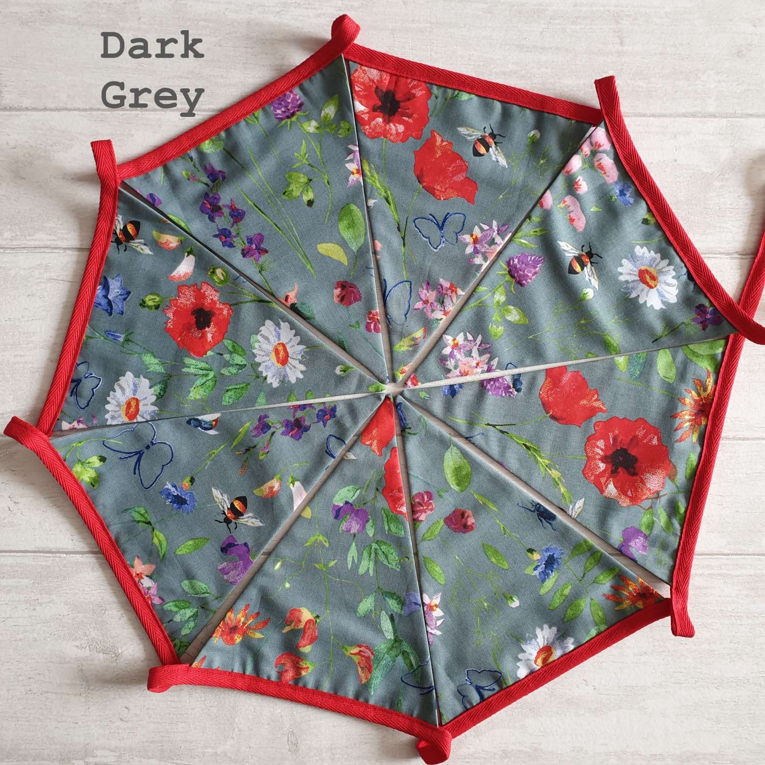 Floral Bunting 100% cotton, Wild Flower & Insects Bunting, Floral Garland, Garden Bunting, Bee Bunting, Fabric Bunting, 10 double sided flags 2.5m Floral Bunting 100% cotton, Wild Flower & Insects Bunting, Floral Garland, Garden Bunting, Bee Bunting, Fabric Bunting, 10 double sided flags 2.5m