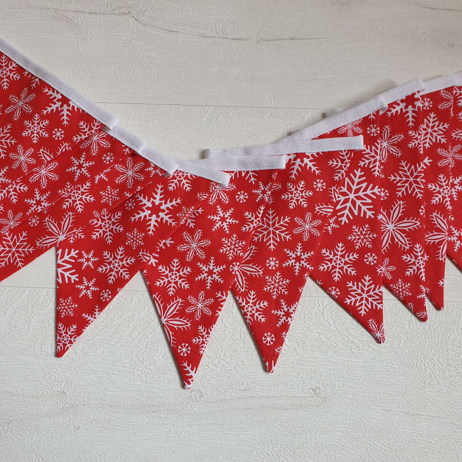 Christmas Bunting, Red Snowflake Bunting, Double Sided Christmas Bunting, Xmas Garland, Xmas Bunting, Scandi Bunting, Christmas Decorations Christmas Bunting, Red Snowflake Bunting, Double Sided Christmas Bunting, Xmas Garland, Xmas Bunting, Scandi Bunting, Christmas Decorations