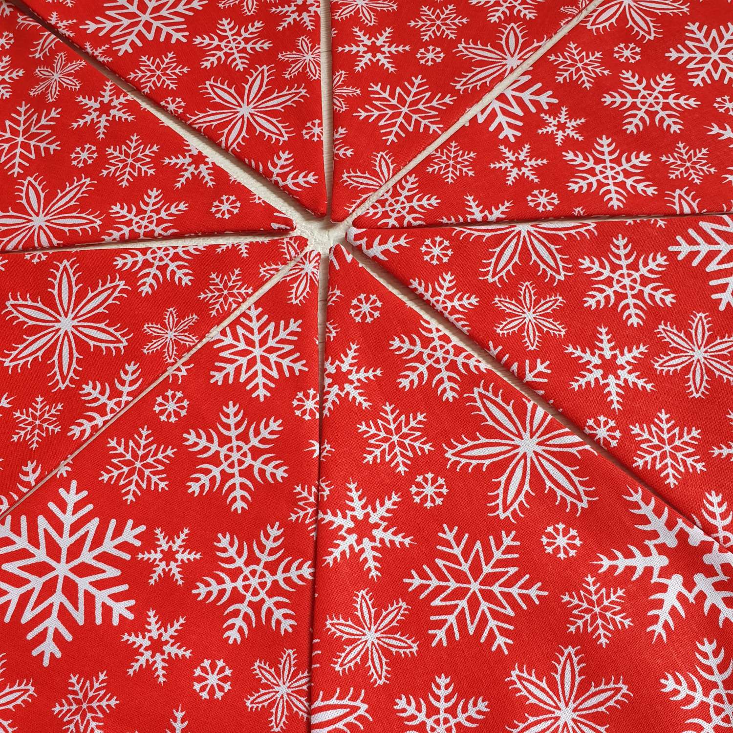 Christmas Bunting, Red Snowflake Bunting, Double Sided Christmas Bunting, Xmas Garland, Xmas Bunting, Scandi Bunting, Christmas Decorations Christmas Bunting, Red Snowflake Bunting, Double Sided Christmas Bunting, Xmas Garland, Xmas Bunting, Scandi Bunting, Christmas Decorations