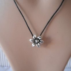 Delicate Flower Necklace