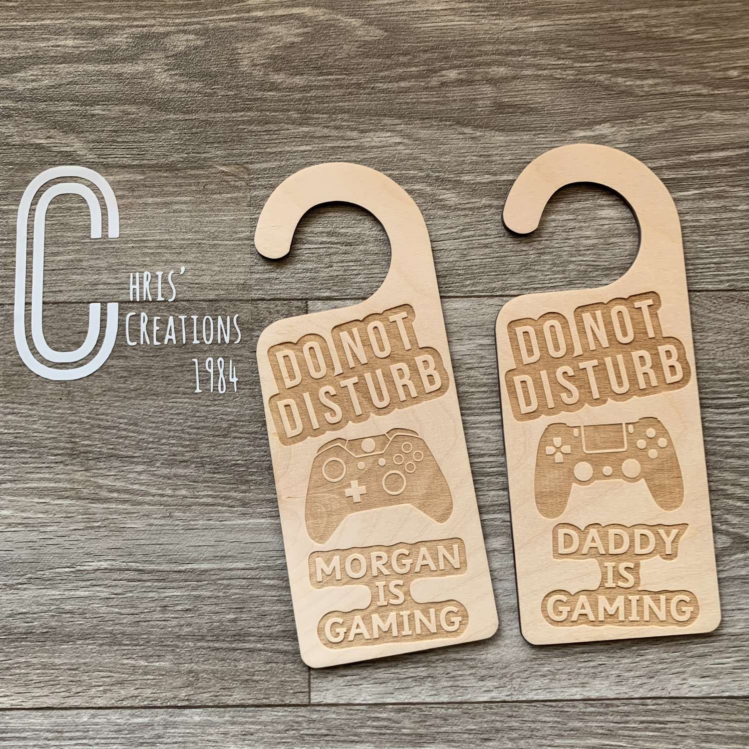 Wooden door hanging signs Wooden door hanging signs