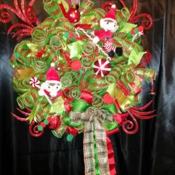 christmas elf (hanging around) door wreaths