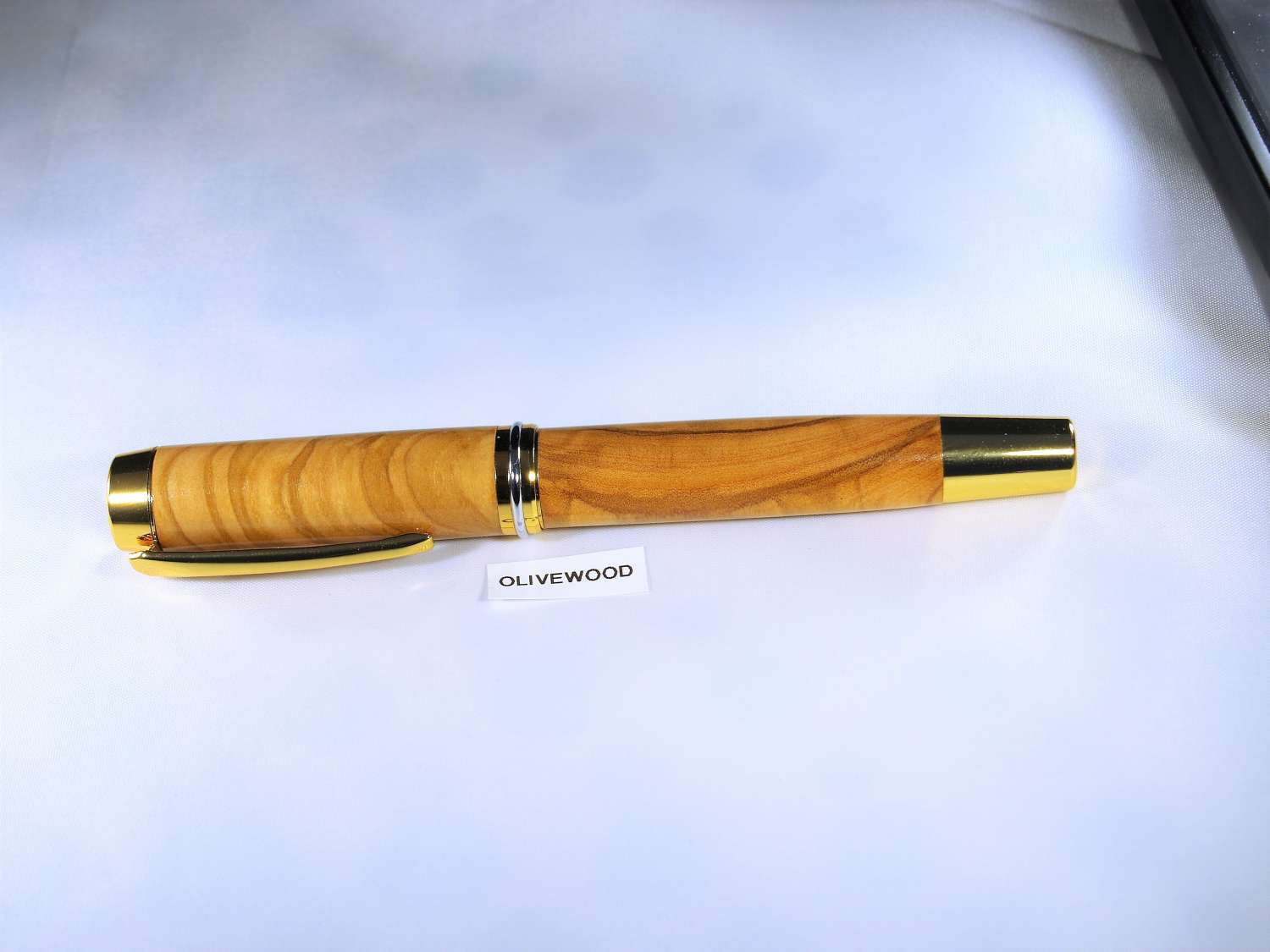 CHAIRMAN FOUNTAIN PEN in OLIVEWOOD CHAIRMAN FOUNTAIN PEN in OLIVEWOOD
