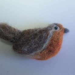 Needle Felt Robin Brooch , Animal Brooch, Handmade Brooch, Needle Felted Animal, Wool Sculpture, Fibre Art, Sculpture, Gift, Woodland Creature, Wildlife. Bird 9
