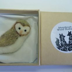Needle Felt Barn Owl Brooch , Animal Brooch, Handmade Brooch, Needle Felted Animal, Wool Sculpture, Fibre Art, Sculpture, Gift, Woodland Creature, Wildlife. Bird 6