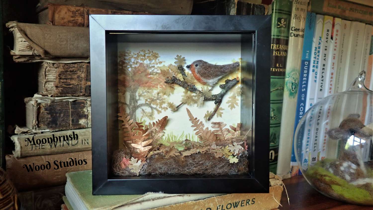 Needle Felt Robin , Diorama, Miniature Scene, Watercolour painting, Landscape, Needle Felted Animal, Wool Sculpture, Fibre Art, Sculpture, Gift, Woodland Creature, Wildlife, Bird, Birds Needle Felt Robin , Diorama, Miniature Scene, Watercolour painting, Landscape, Needle Felted Animal, Wool Sculpture, Fibre Art, Sculpture, Gift, Woodland Creature, Wildlife, Bird, Birds