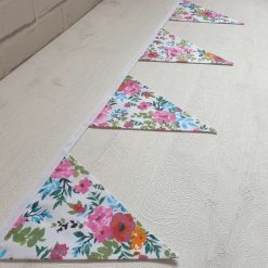 Floral Bunting 100% cotton, Flower Bunting, Floral Garland, Garden Bunting, Bright Bunting, Party Bunting, Fabric Bunting, 10 flags 2.5m 2