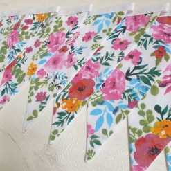 Floral Bunting 100% cotton, Flower Bunting, Floral Garland, Garden Bunting, Bright Bunting, Party Bunting, Fabric Bunting, 10 flags 2.5m 6
