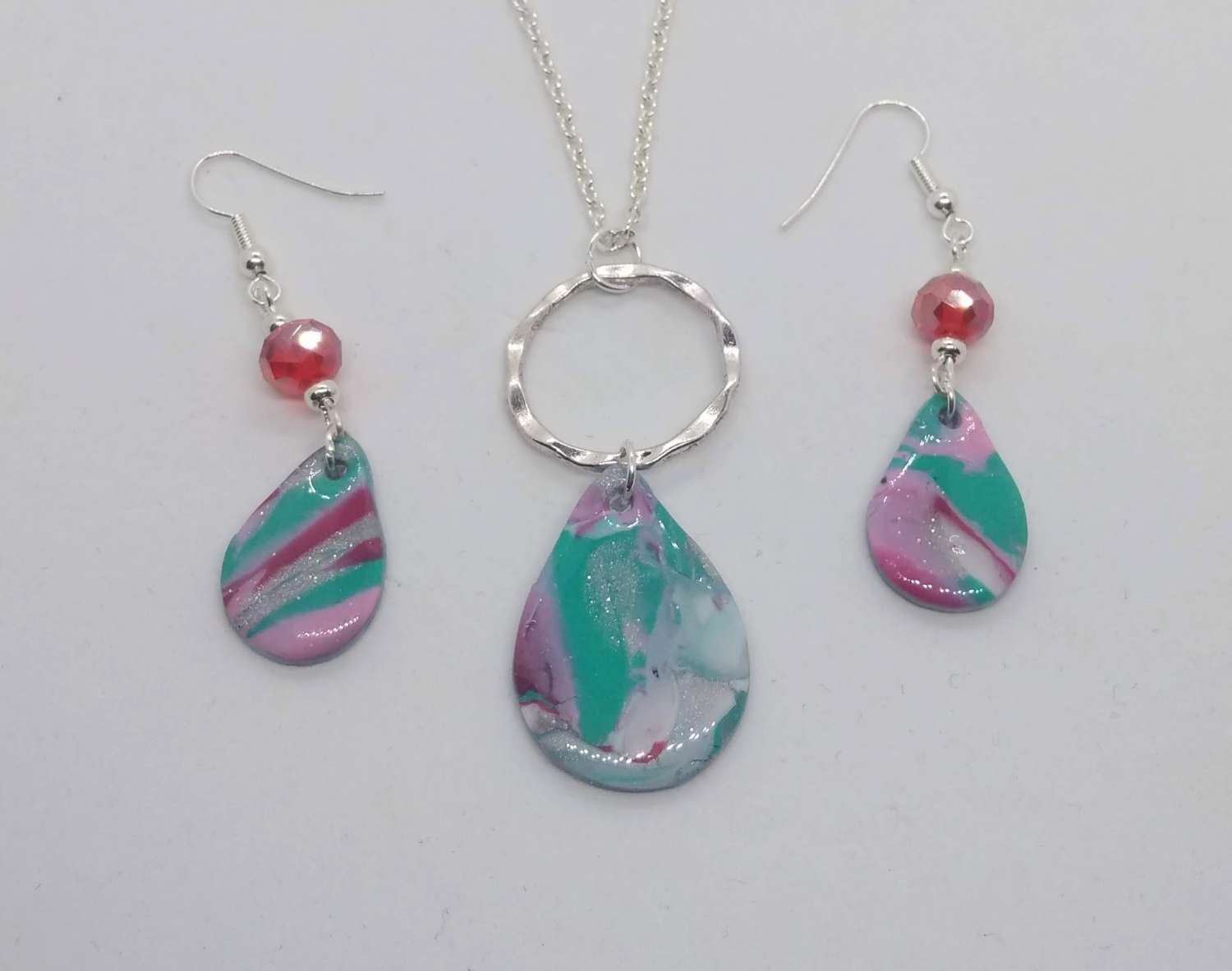 Handmade necklace and drop earrings in pink, green, white and silver Handmade necklace and drop earrings in pink, green, white and silver