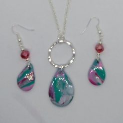 Handmade necklace and drop earrings in pink, green, white and silver 4 Handmade necklace and drop earrings in pink, green, white and silver 4