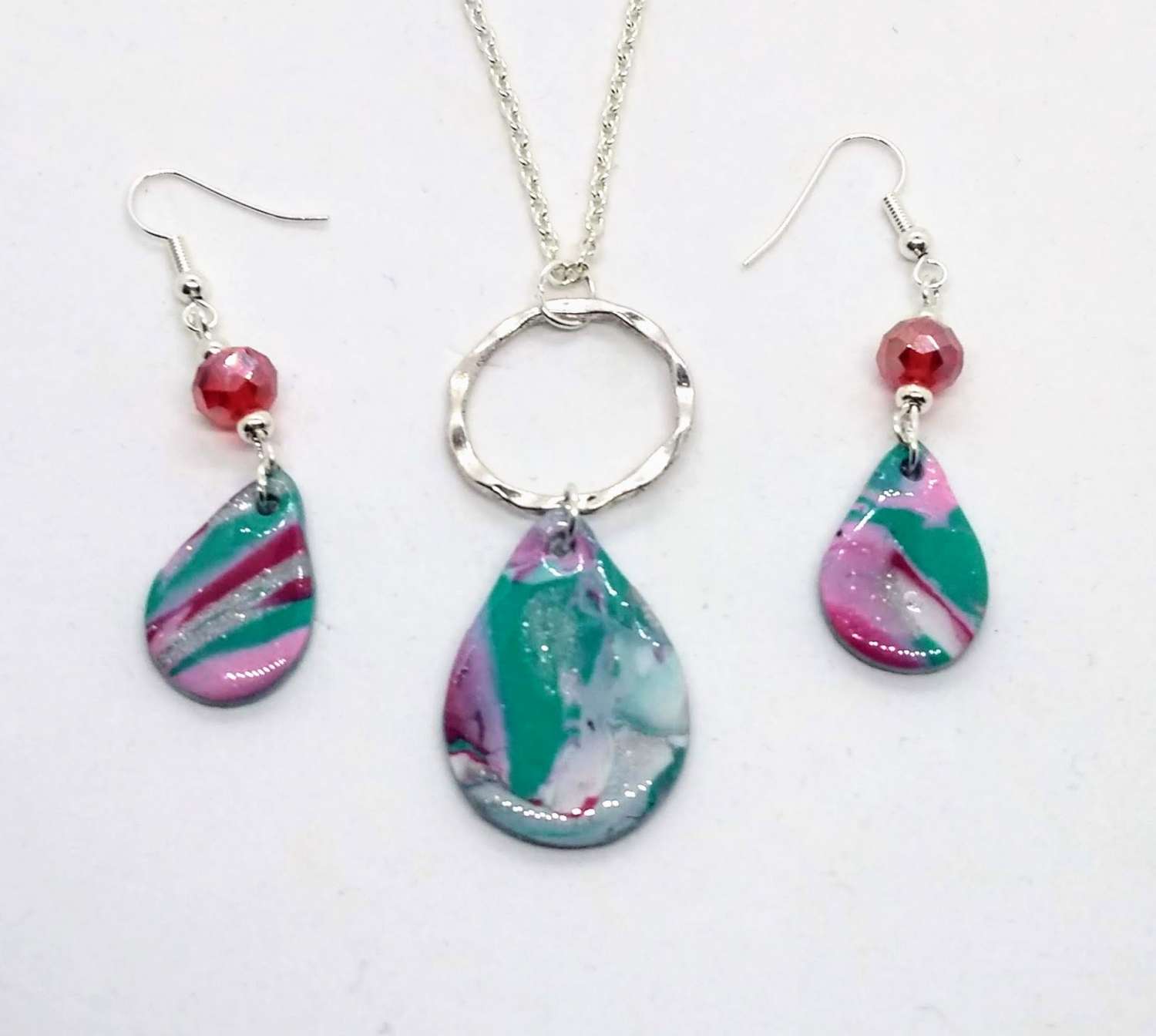 Handmade necklace and drop earrings in pink, green, white and silver Handmade necklace and drop earrings in pink, green, white and silver