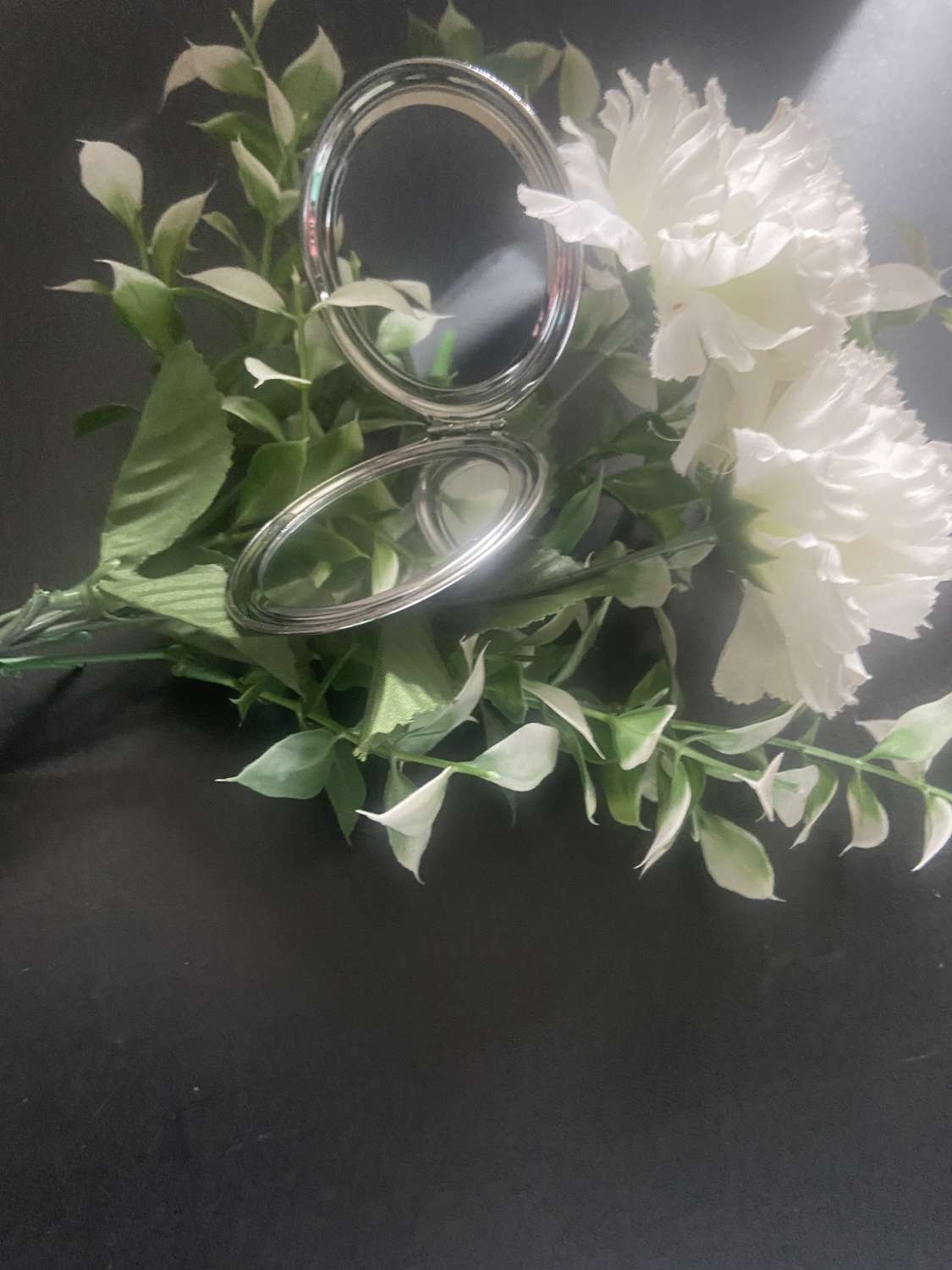 A Beautiful Mothers Day, Any Occassion Personalised Photo Beautiful compact Handbag Mirror photo personalised gift A Beautiful Mothers Day, Any Occassion Personalised Photo Beautiful compact Handbag Mirror photo personalised gift