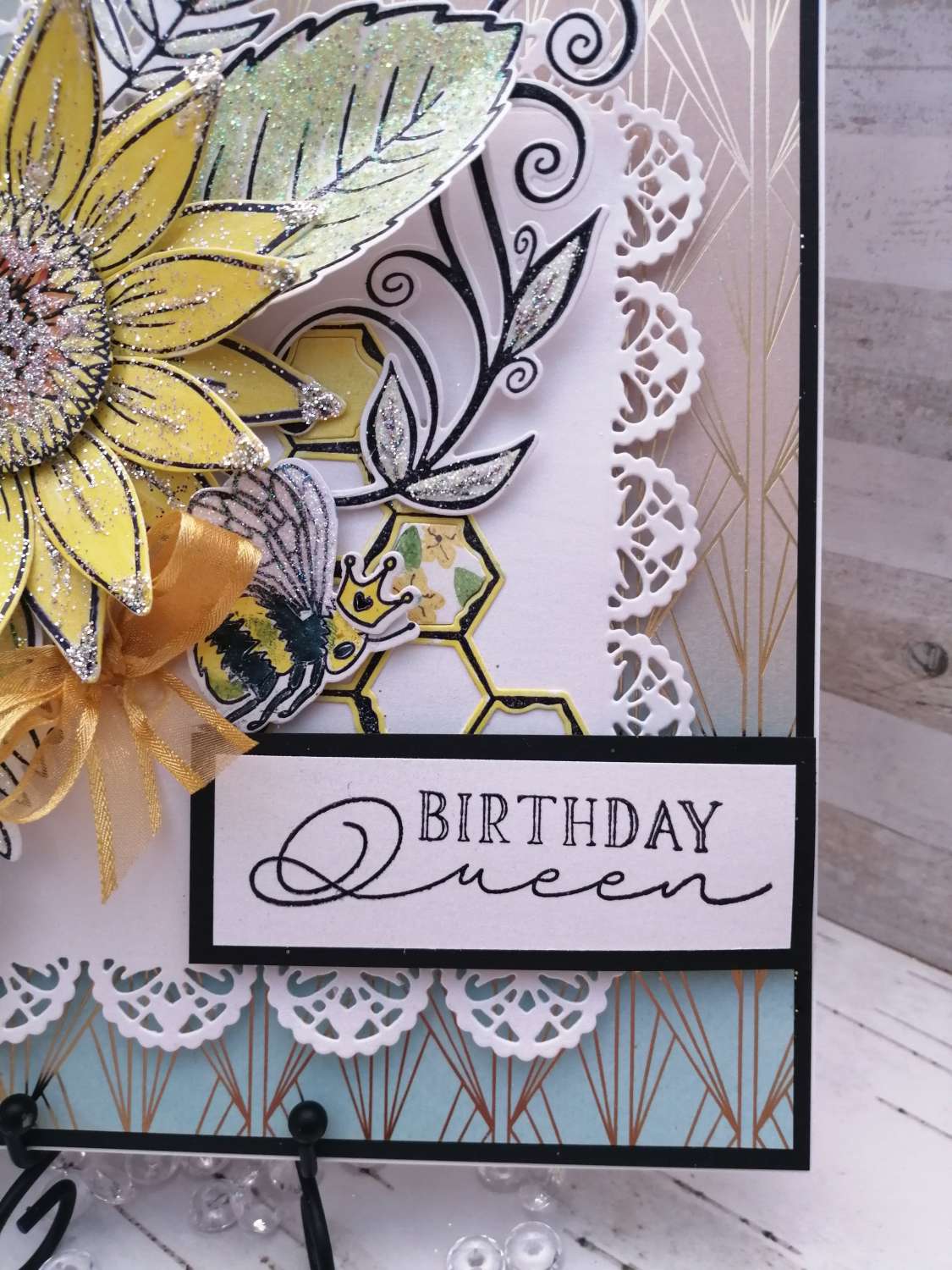 Luxury Handmade Birthday card - Birthday Queen Bee & large Sunflower Luxury Handmade Birthday card - Birthday Queen Bee & large Sunflower