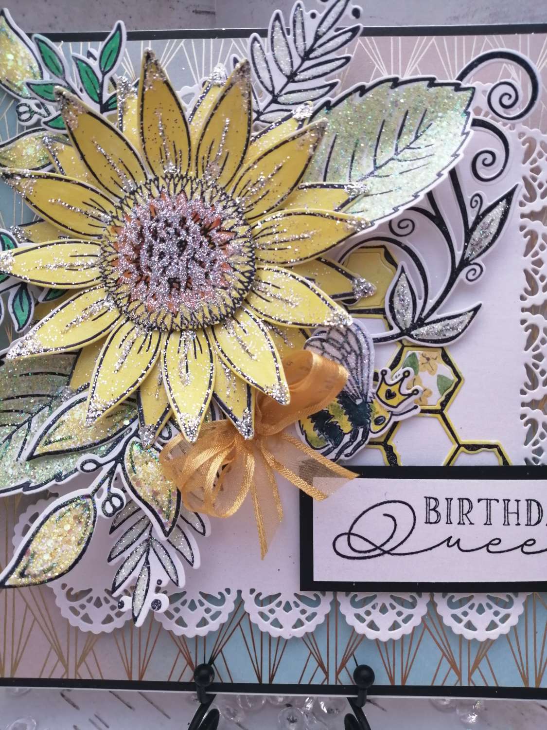 Luxury Handmade Birthday card - Birthday Queen Bee & large Sunflower Luxury Handmade Birthday card - Birthday Queen Bee & large Sunflower