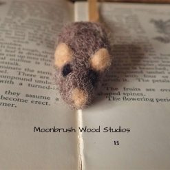 Brown Mouse bookmark, Needle Felt Animal, Needle Felting, Animal Art, Mouse Sculpture, Fibre Art, Bookmark , 6