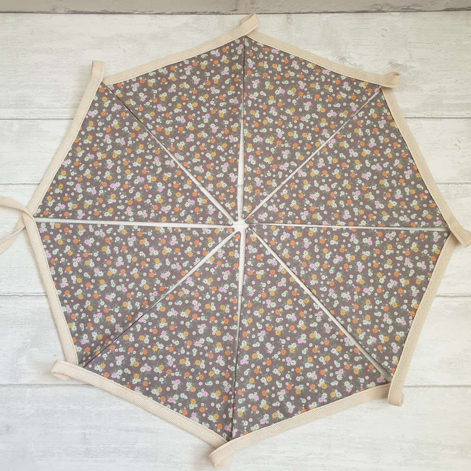 Floral Bunting, Ditsy Floral Bunting, Floral Garland, Fabric Bunting, Flower Bunting, Garden Bunting, Shabby Chic Bunting, 10 flags 2.5m Floral Bunting, Ditsy Floral Bunting, Floral Garland, Fabric Bunting, Flower Bunting, Garden Bunting, Shabby Chic Bunting, 10 flags 2.5m