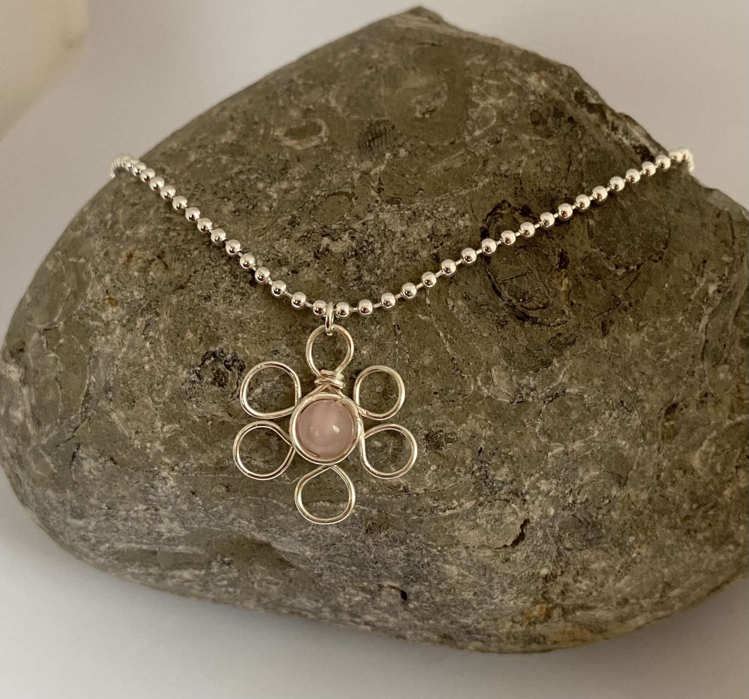 Rose Quartz Flower Necklace Rose Quartz Flower Necklace