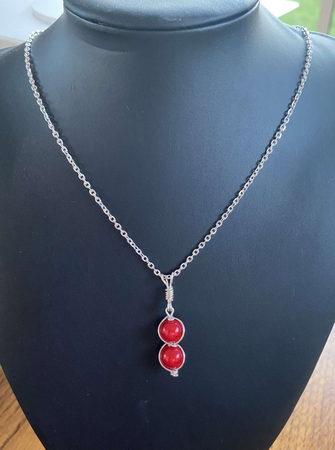 FCAF57C7-4538-4B4D-9498-7CD48833BACE Red Pendant Necklace and Earrings Set 2
