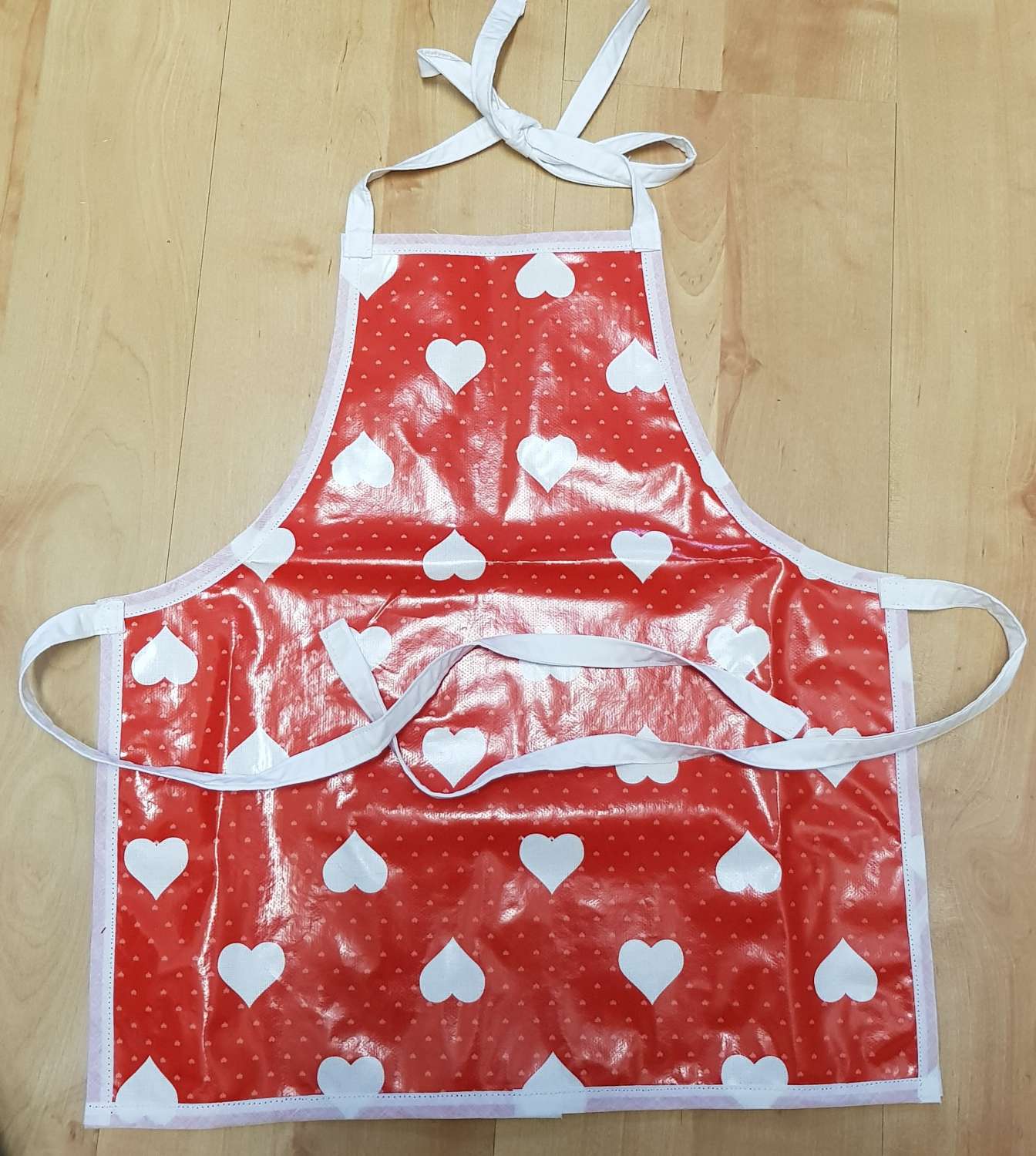 Heart Laminated Childs Apron MadeMe