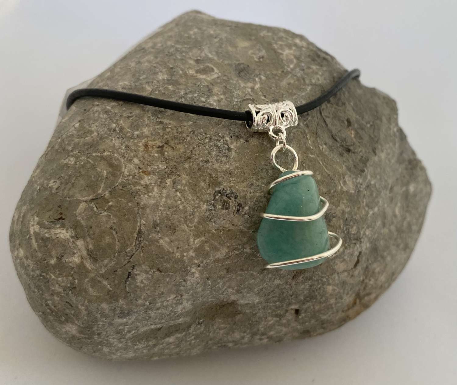 Wire Wrapped Crystal Pendant Necklace Wire Wrapped Crystal Pendant Necklace