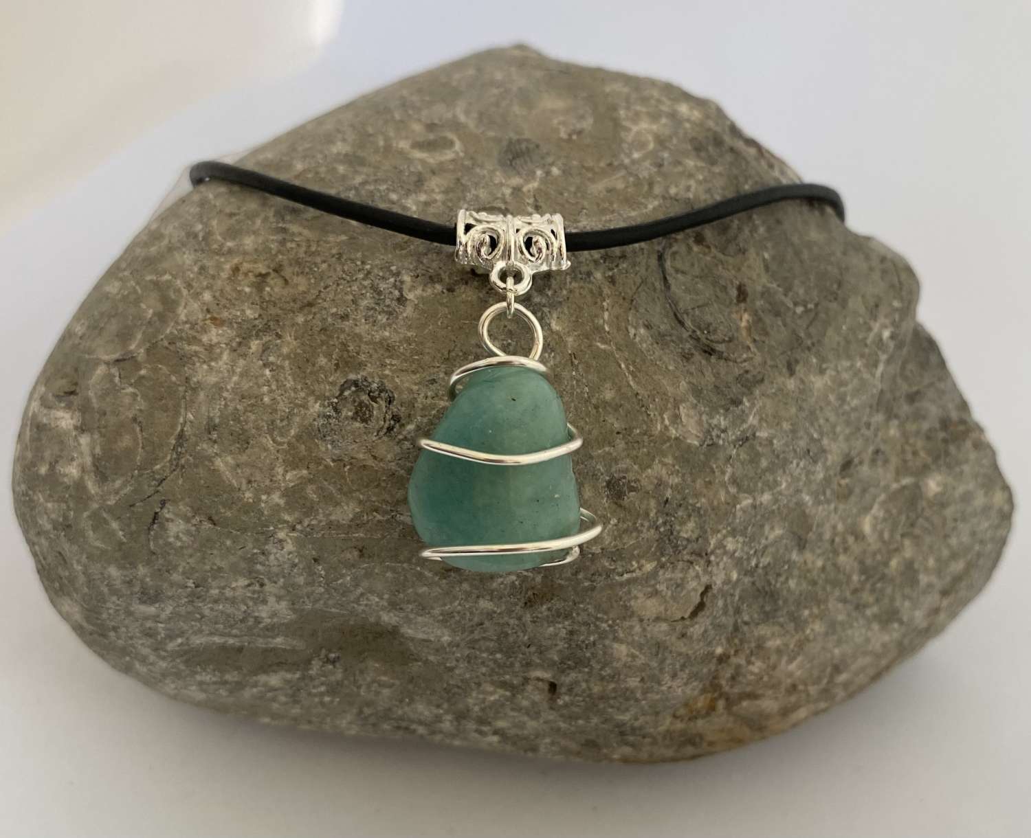 Wire Wrapped Crystal Pendant Necklace Wire Wrapped Crystal Pendant Necklace