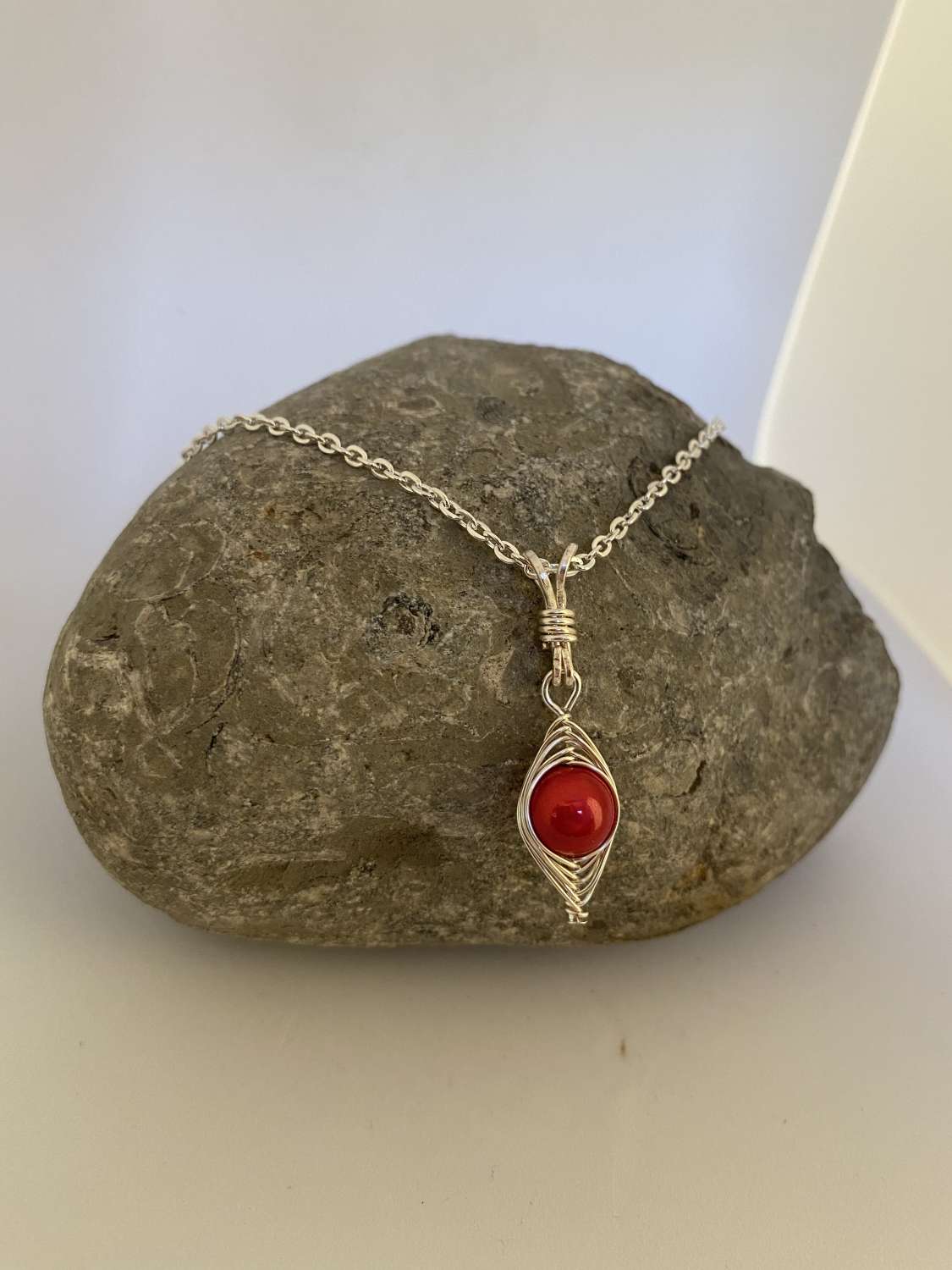 Red and Silver Herringbone Jewellery Set Red and Silver Herringbone Jewellery Set