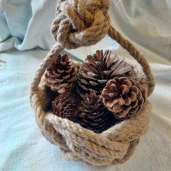 Jute rope basket with handle