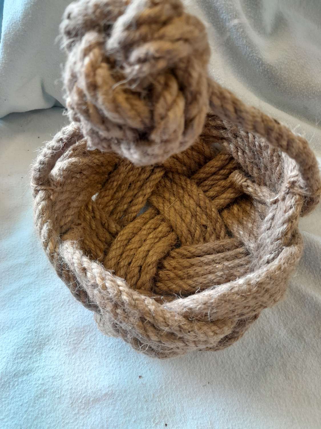 Jute rope basket with handle MadeMe