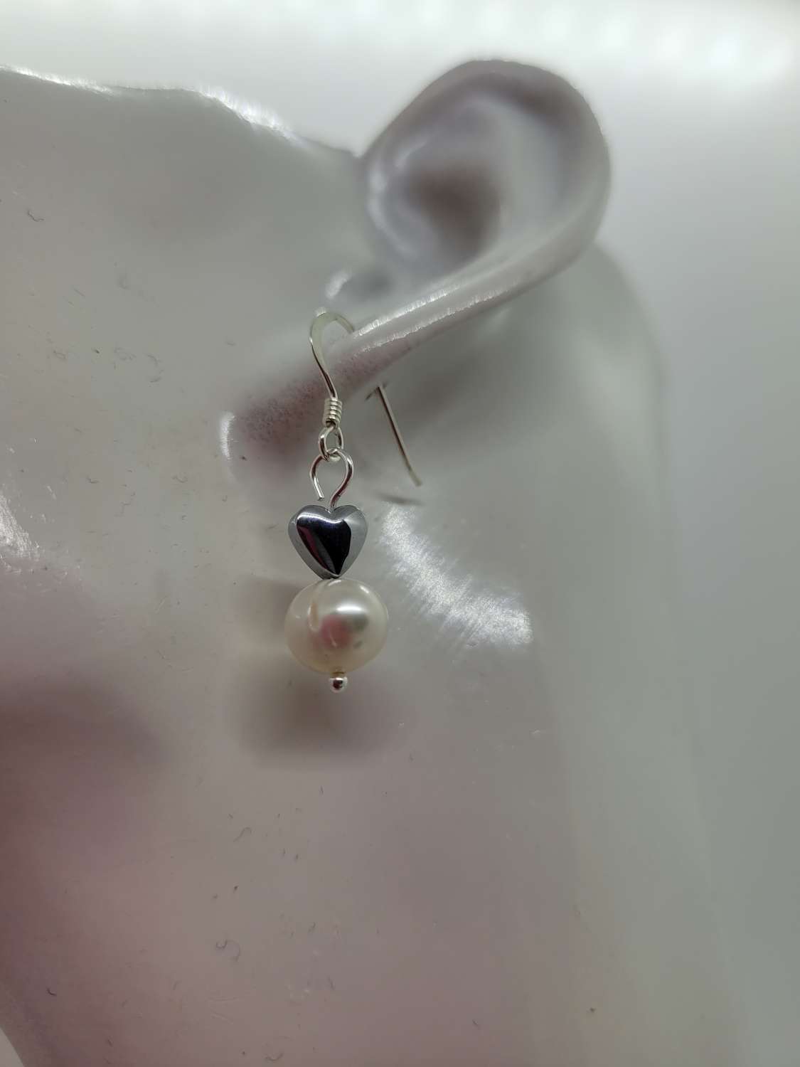 20220502_141838 Hematite and Pearl earrings 4