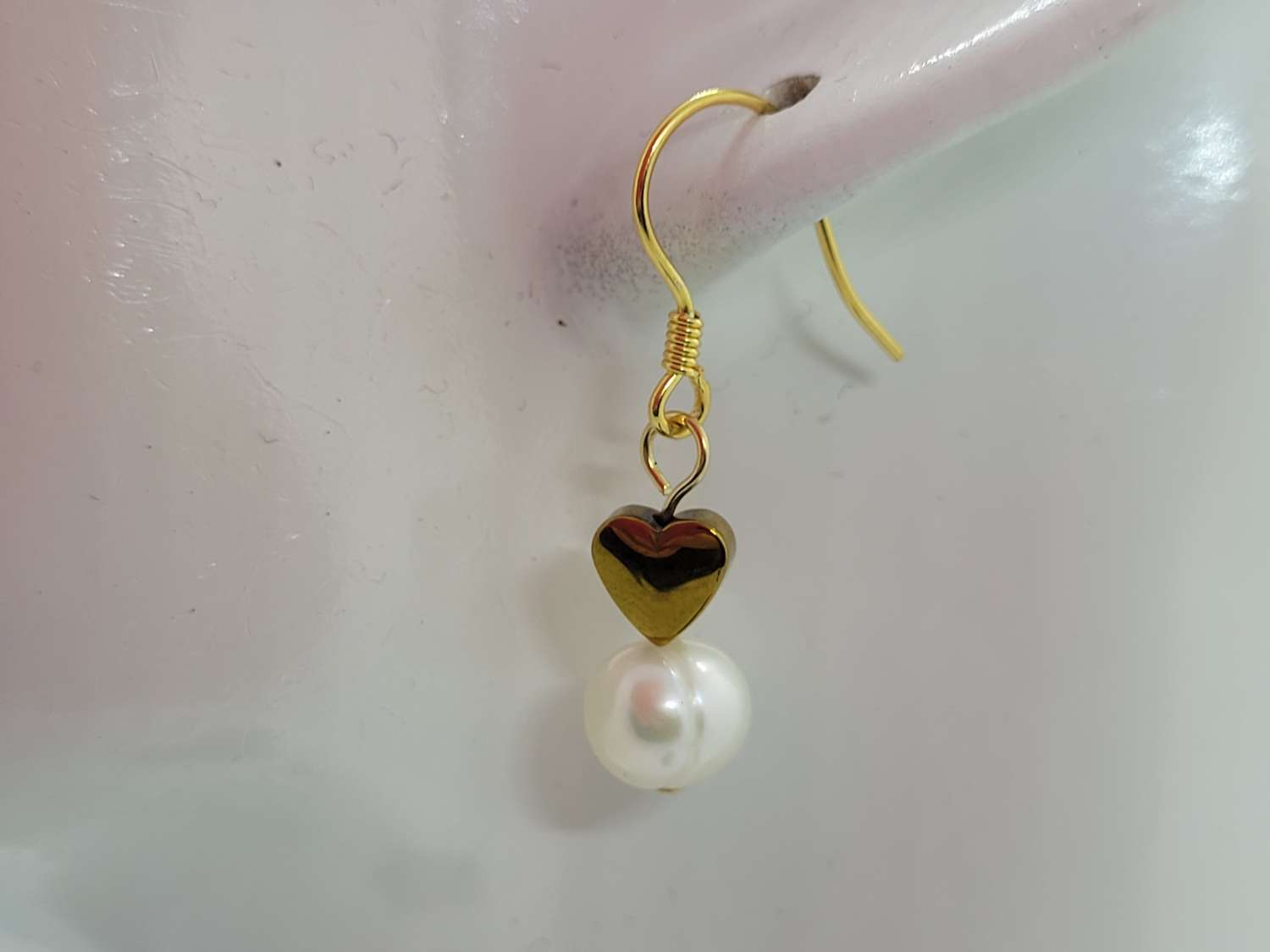 20220502_142108 Hematite and Pearl earrings 1