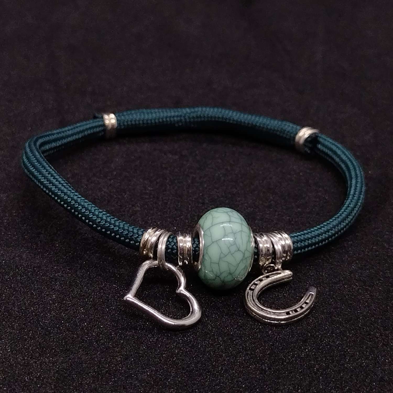 Bracelets Bracelets