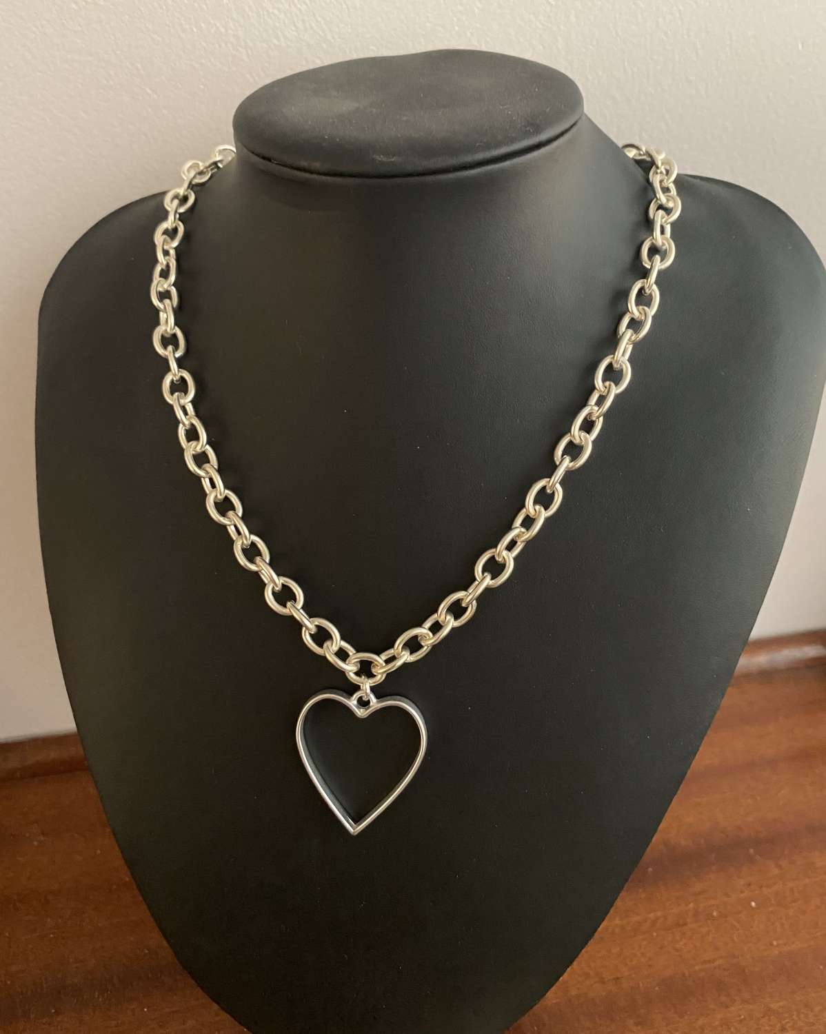 Chunky Silver Heart Necklace Chunky Silver Heart Necklace